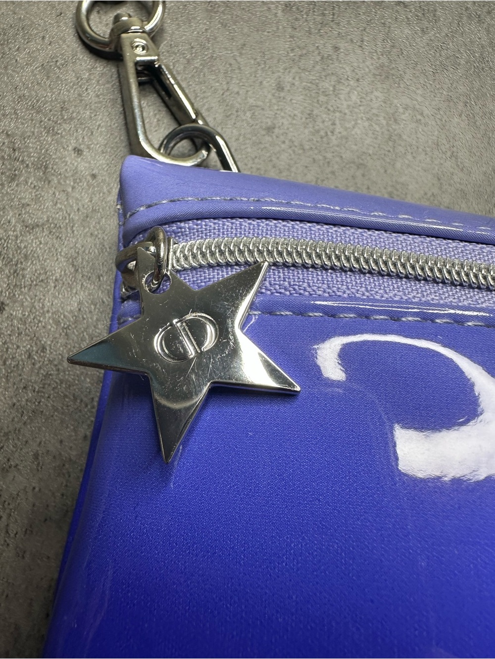 Dior Beauty Ombré Blue Patent Cosmetic Pouch Crossbody Bag Chain Strap Modified - Picture 3 of 7